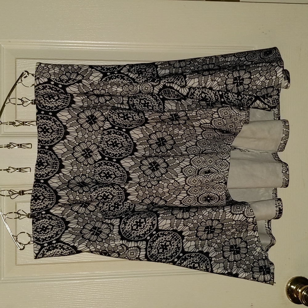 Torrid flair skirt